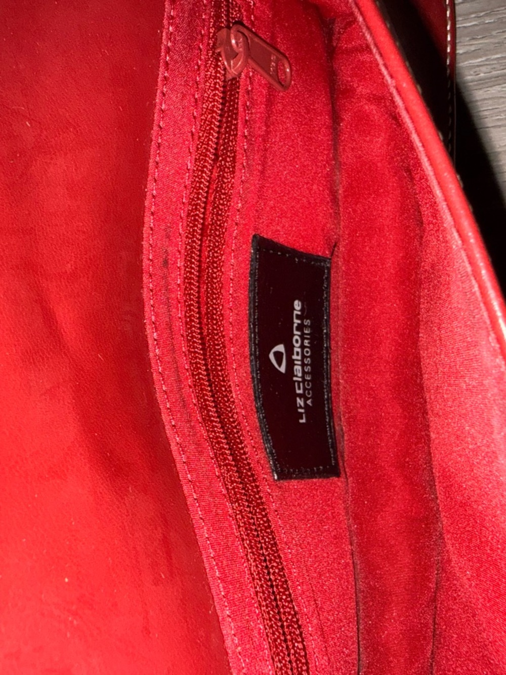 Liz Claiborne Red Leather Clutch with Matching Card Wallet - Picture 6 of 8